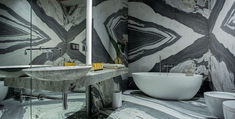 سوییت, Warszawa