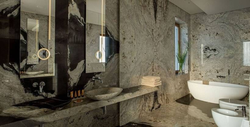 سوییت, Warszawa