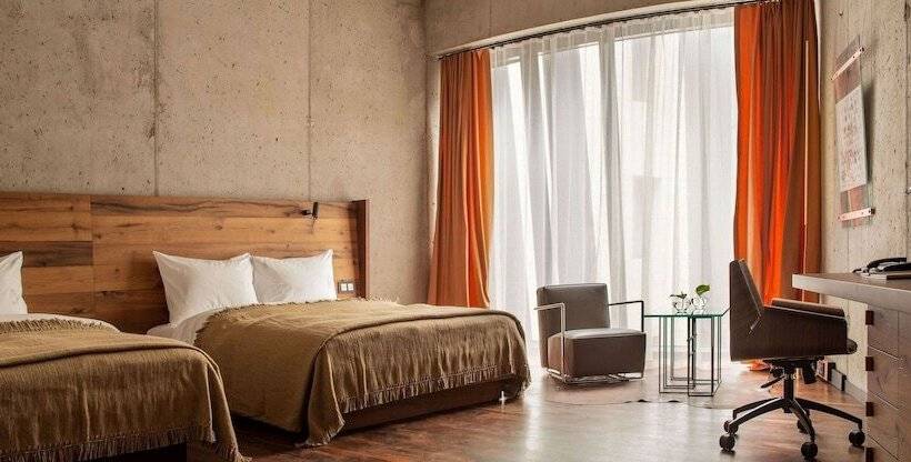 اتاق استاندارد, Warszawa