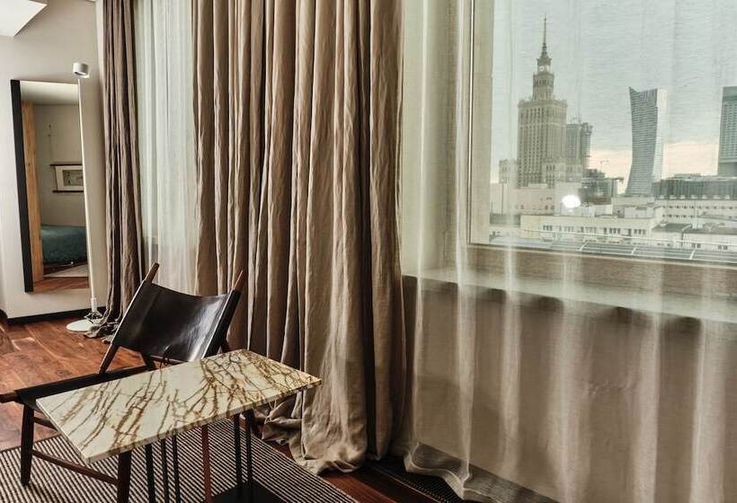 سوییت جونیور, Warszawa