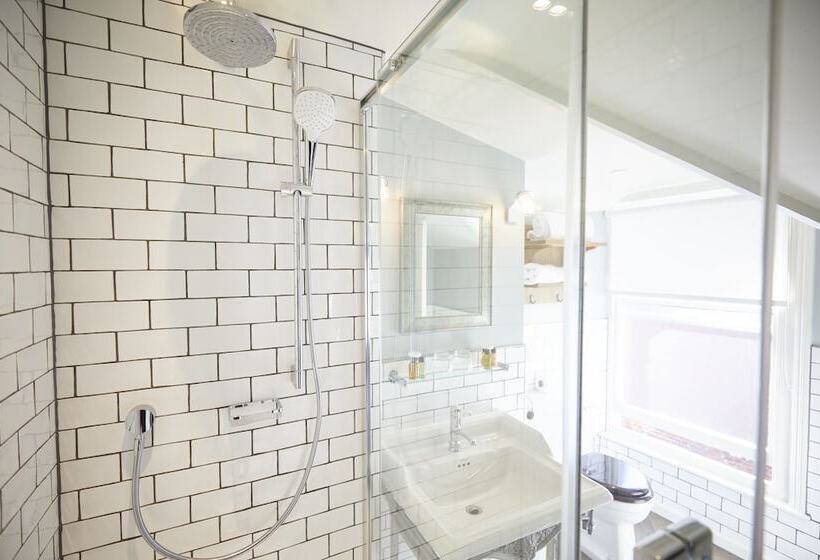 豪华房间, Wykeham Arms