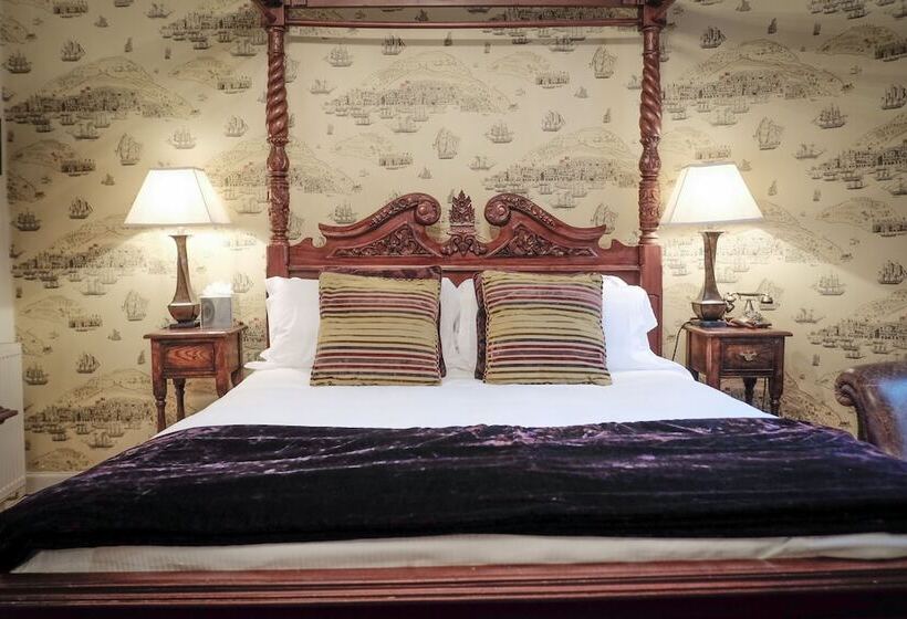 高级大房间, Wykeham Arms