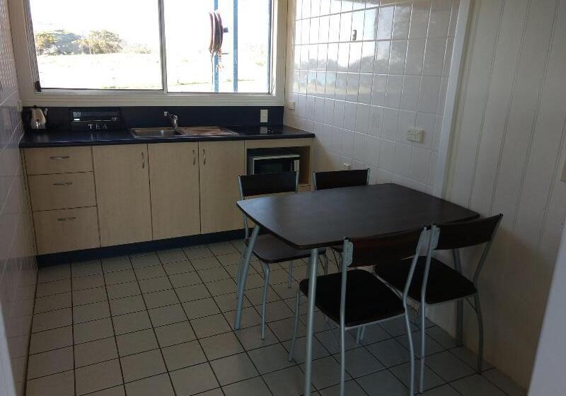 غرفة أساسية ثلاثية, Diamond Island Resort & Bicheno Penguin Show