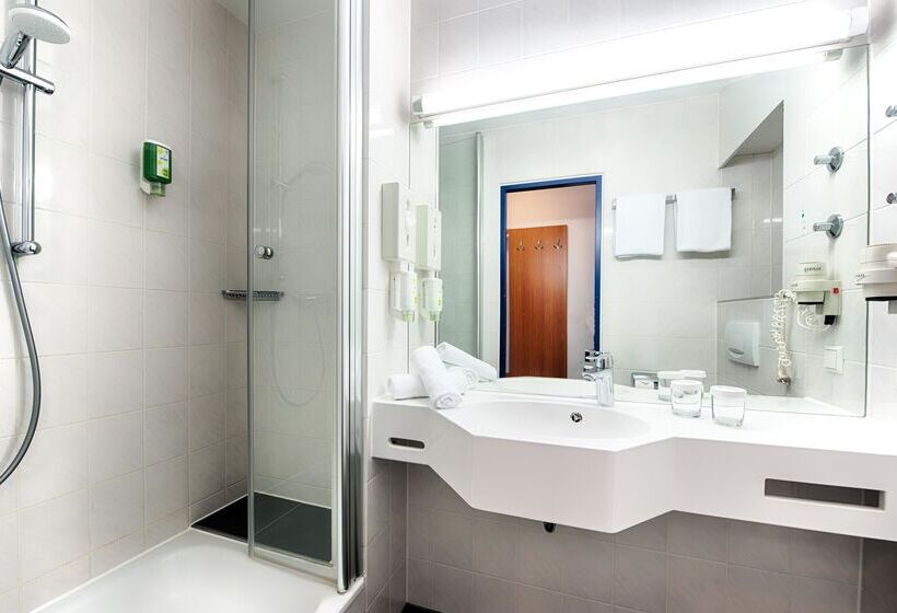 اتاق خانوادگی, Achat Hotel Stuttgart Zuffenhausen