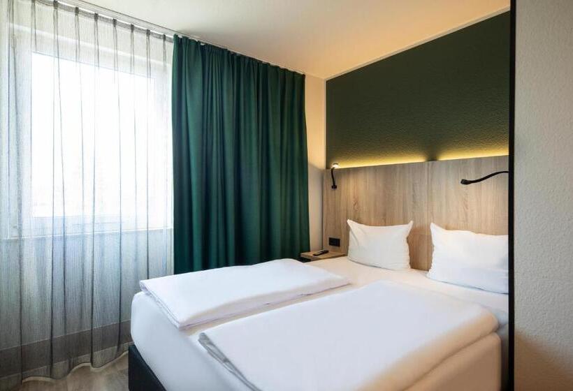 חדר משפחתי, Achat Hotel Stuttgart Zuffenhausen