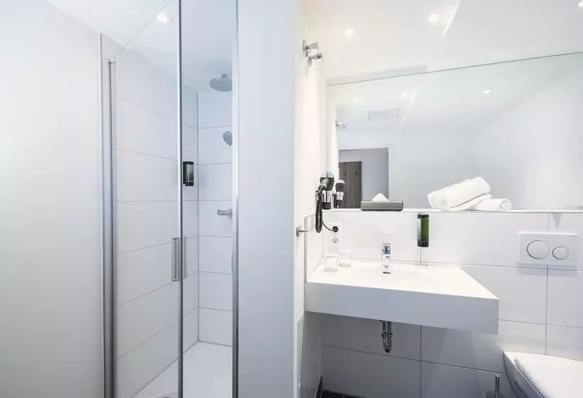 اتاق لوکس, Achat Hotel Stuttgart Zuffenhausen
