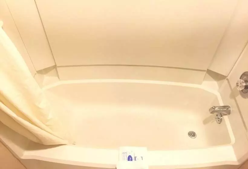 ２ダブルベッドのスタンダードルーム, Americas Best Value Inn Garden City