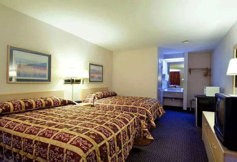 ２ダブルベッドのスタンダードルーム, Americas Best Value Inn Garden City