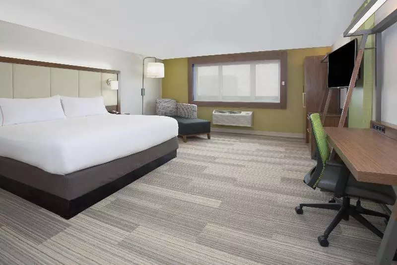 キングサイズベッドのスタンダードルーム, Baymont Inn & Suites Braselton