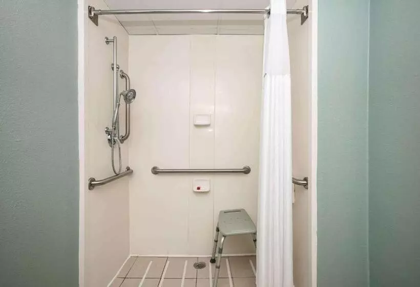 身障者適用スタンダードルーム, Baymont Inn & Suites Braselton