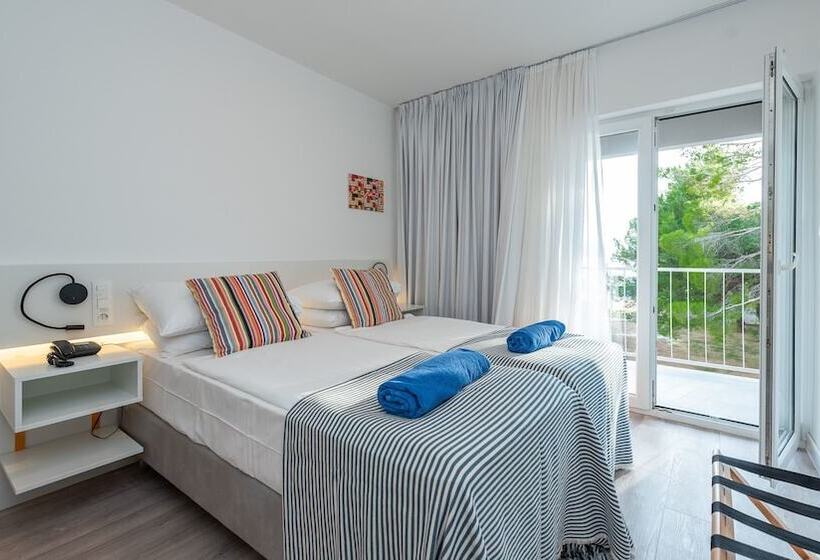 חדר משפחתי, Bluesun Holiday Village Alan