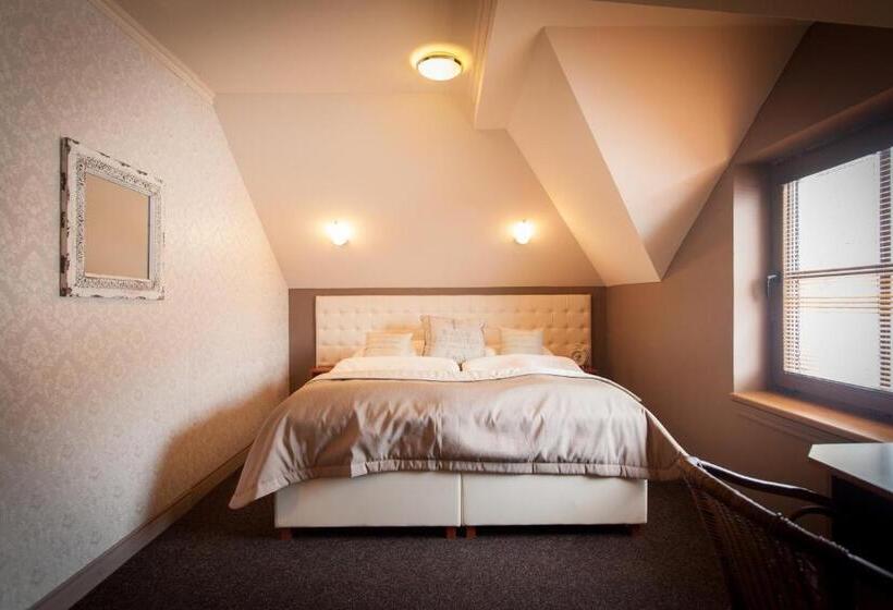 Номер Стандарт, Bonato