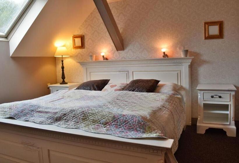 Family Suite, Bonato