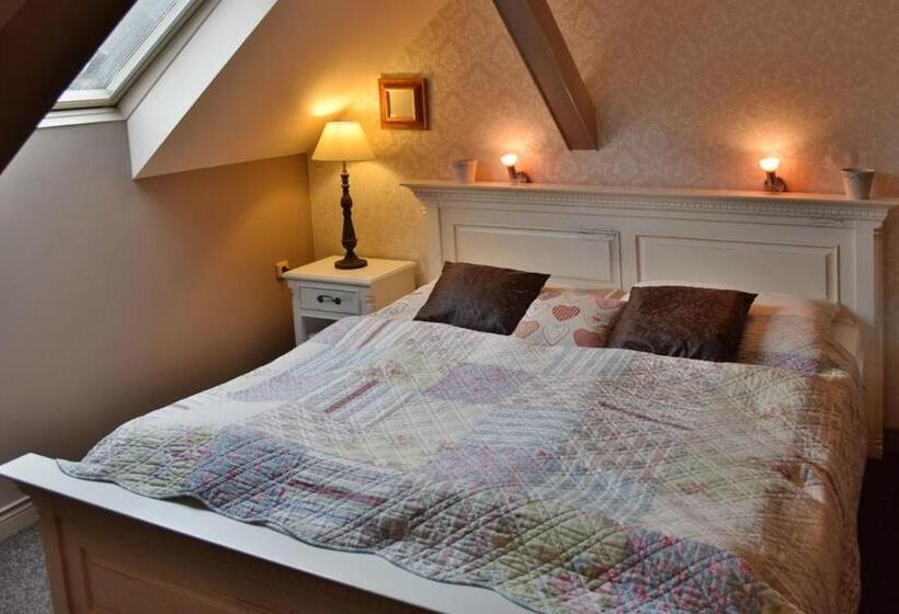 Family Suite, Bonato