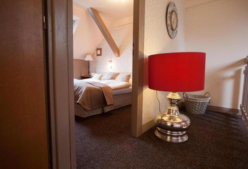 Family Suite, Bonato