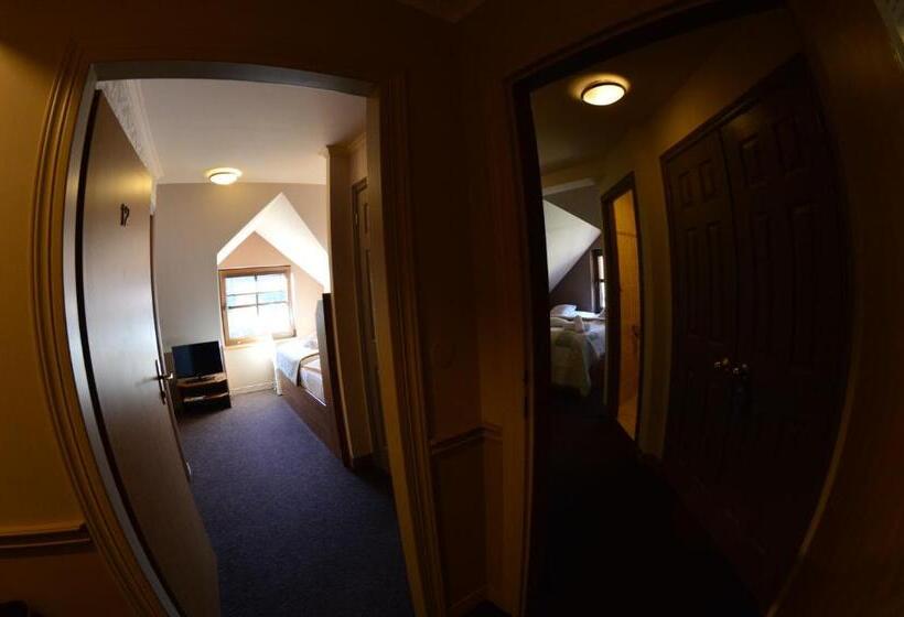 Family Suite, Bonato
