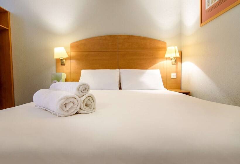 Номер Superior, Campanile Liverpool