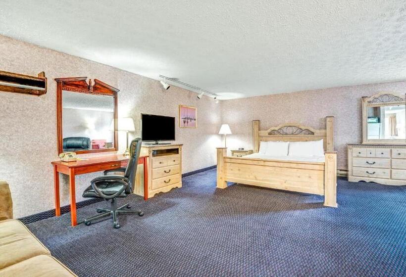 Люкс Deluxe Кровать Кинг, Days Inn By Wyndham Airport/maine Mall