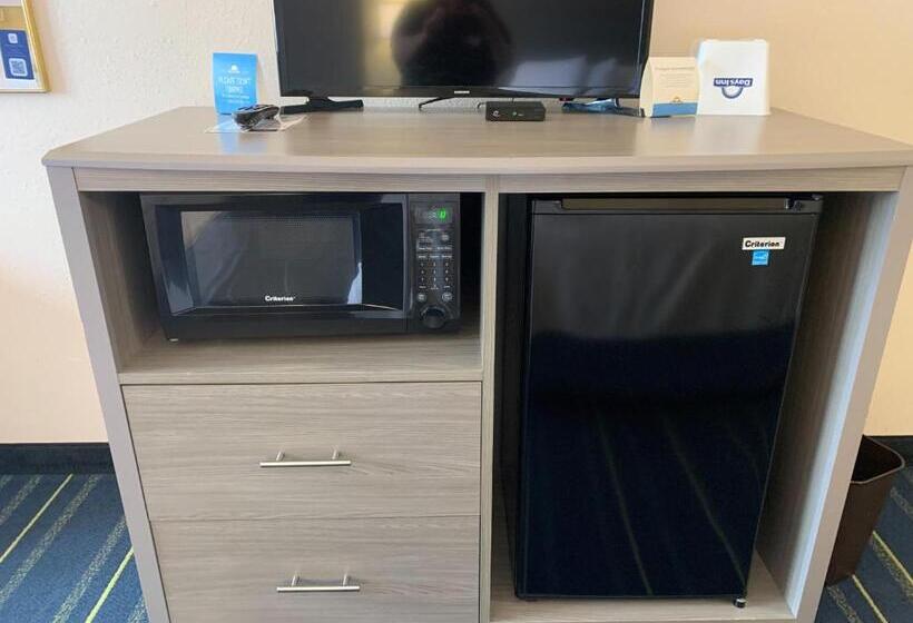 غرفة قياسية سرير كينج, Days Inn By Wyndham Hinckley