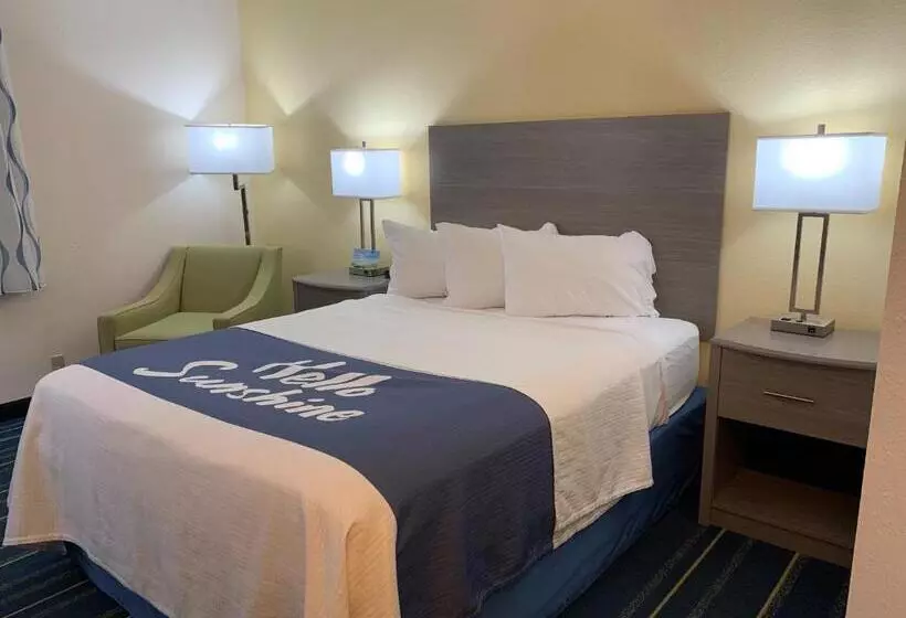 Standard-invahuone, Days Inn By Wyndham Hinckley