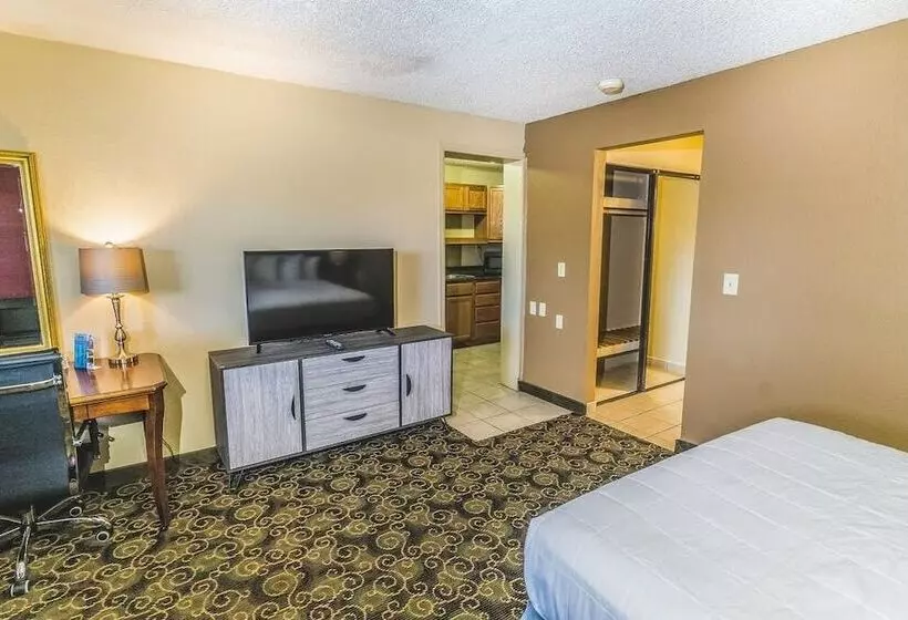 سوییت, Days Inn By Wyndham Montrose