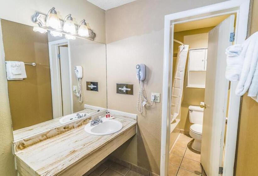 Номер Deluxe, Days Inn By Wyndham Montrose