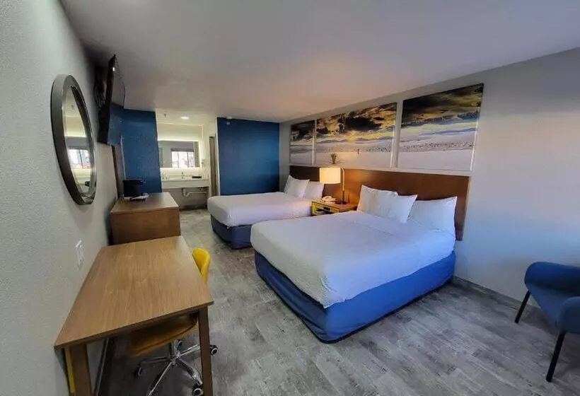 スタンダードルーム, Days Inn By Wyndham Ruidoso Downs