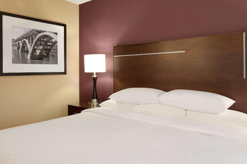 프리미엄 스위트, Embassy Suites Hotel Des Moines Downtown