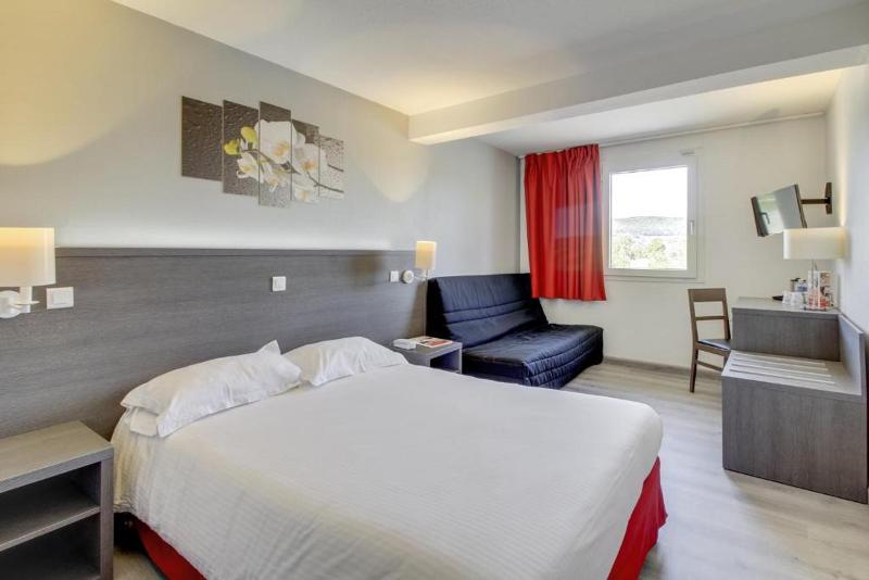 סוויטה מותאמת לאדם עם מוגבלויות, Embassy Suites Hotel Des Moines Downtown