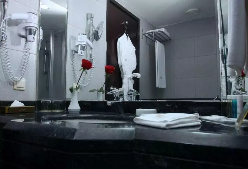 اتاق لوکس سه تخته, Eresin Hotels Topkapı