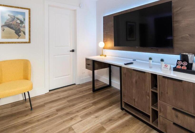 غرفة ديلوكس, The Catrina