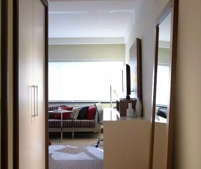 Quarto Club, Renaissance Sao Paulo