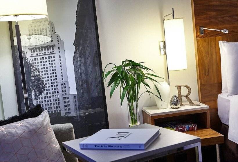 Camera Club, Renaissance Sao Paulo