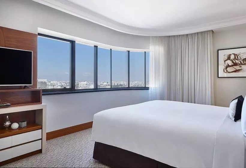 Quarto Club, Renaissance Sao Paulo