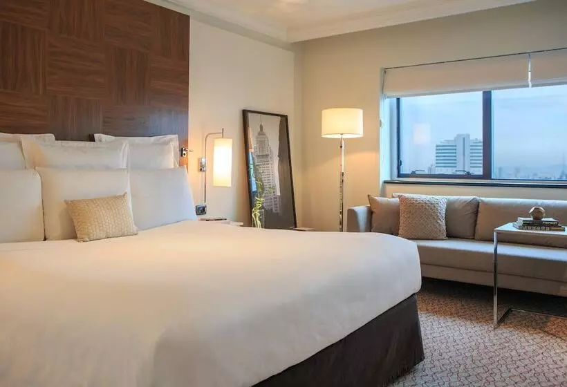 Quarto Club, Renaissance Sao Paulo