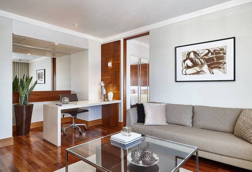 Suite Club, Renaissance Sao Paulo