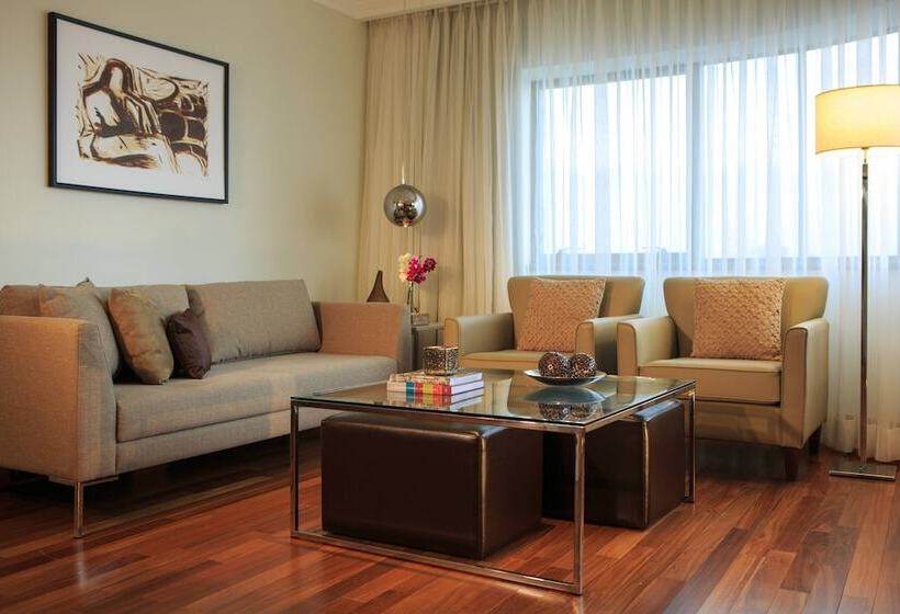 Suite Club, Renaissance Sao Paulo