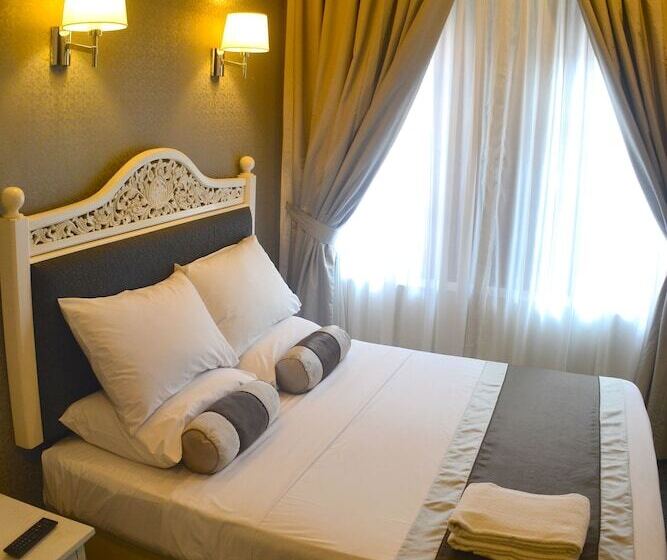 اتاق استاندارد, The Inn At Temple Street