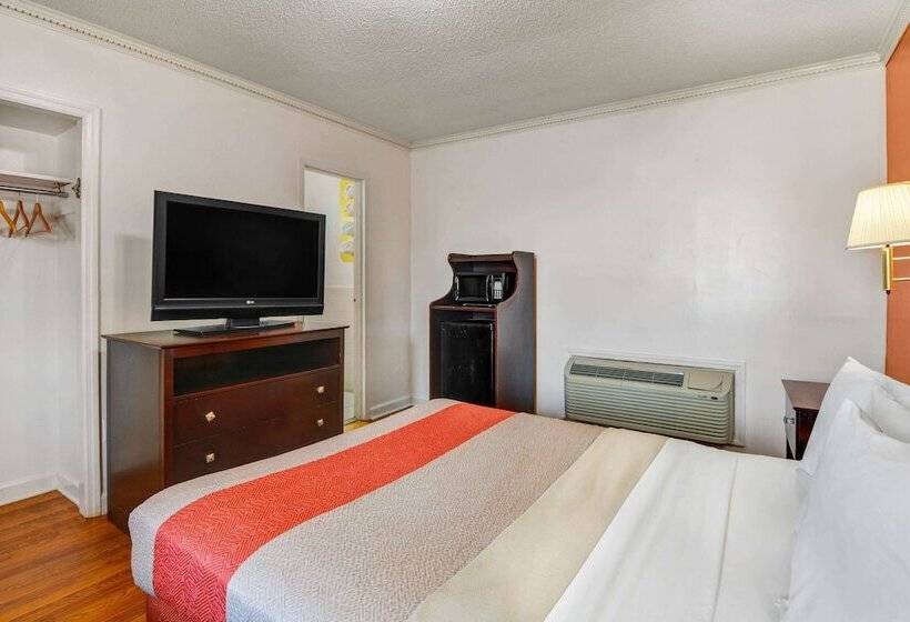 غرفة ديلوكس لذوى الاحتياجات الخاصة, Motel 6americus, Ga