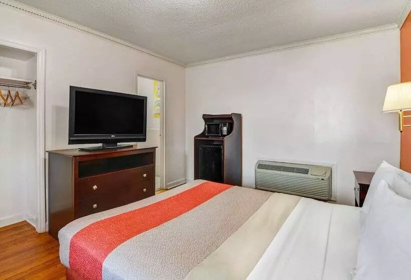 障害者適応デラックスルーム, Motel 6americus, Ga