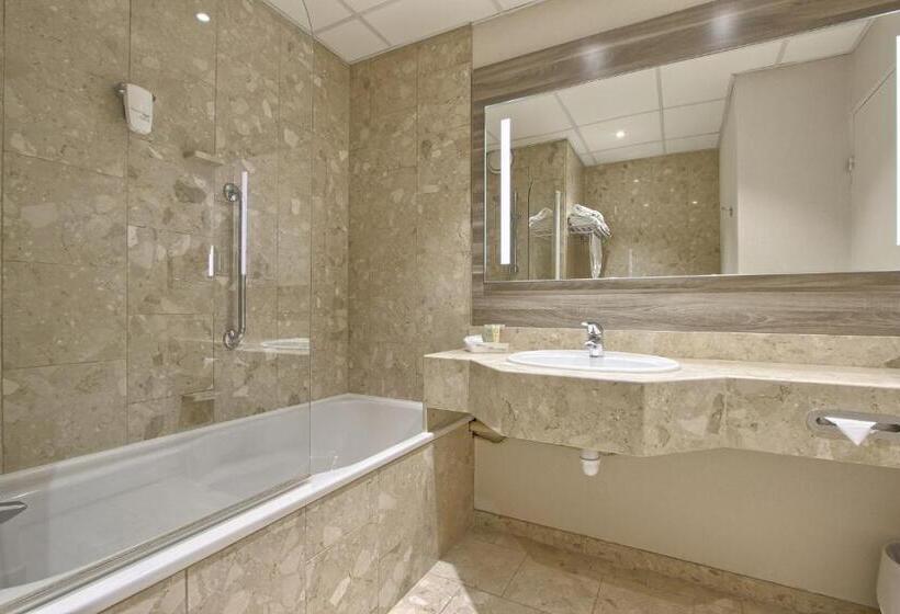 キングサイズベッドのエクゼクティブルーム, Best Western Plus Paris Orly Airport