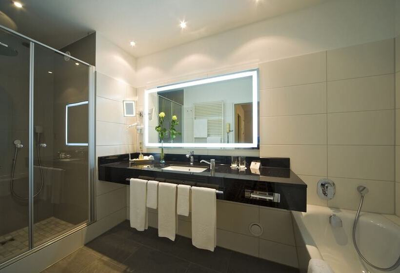 Номер Deluxe, Best Western Premier Parkhotel Kronsberg