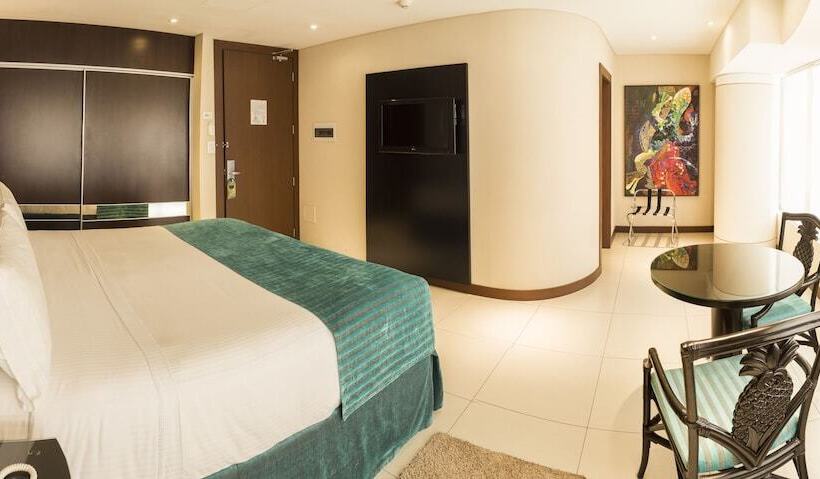 اتاق سوپریور, Camino Real