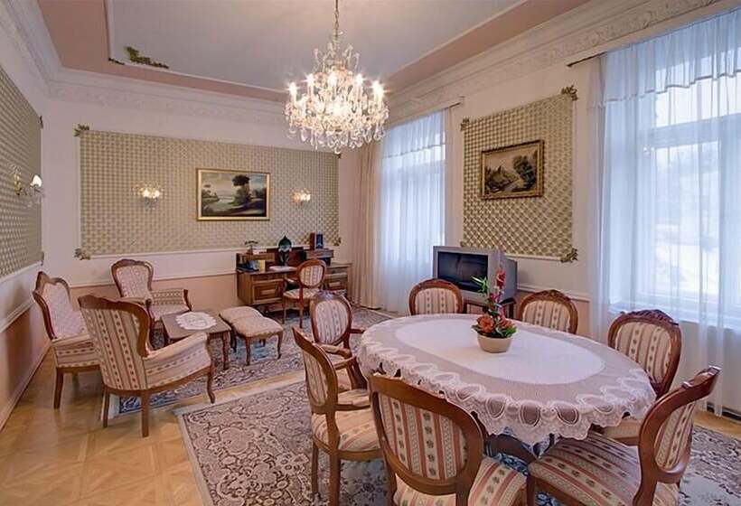 جناح, Clarion Grandhotel Zlaty Lev