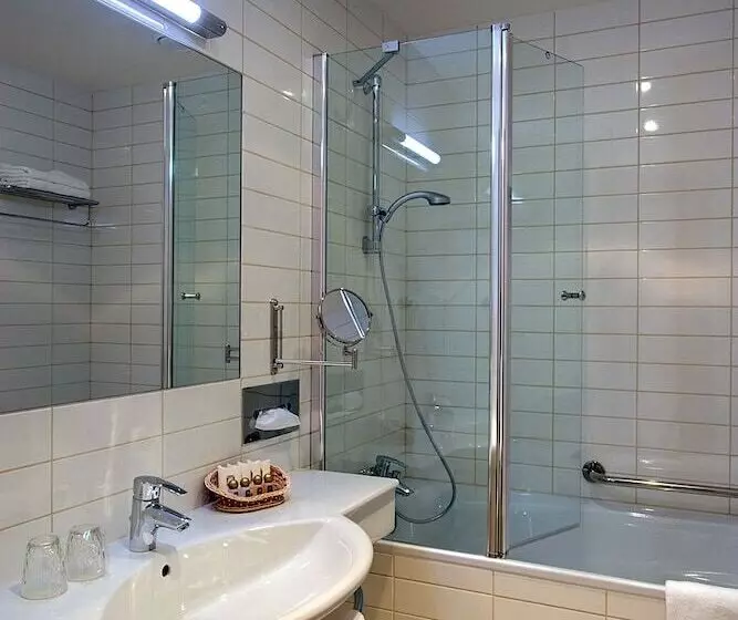 سوییت جونیور, Clarion Grandhotel Zlaty Lev
