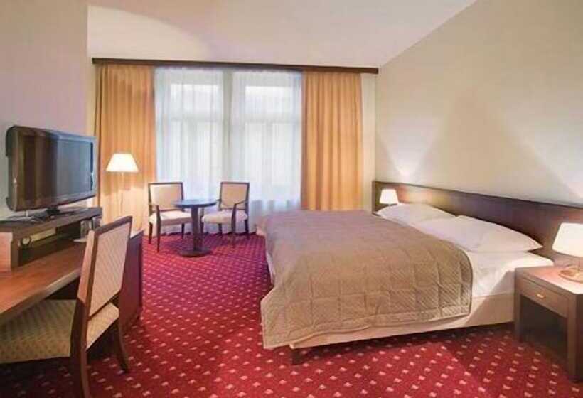غرفة ديلوكس, Clarion Grandhotel Zlaty Lev