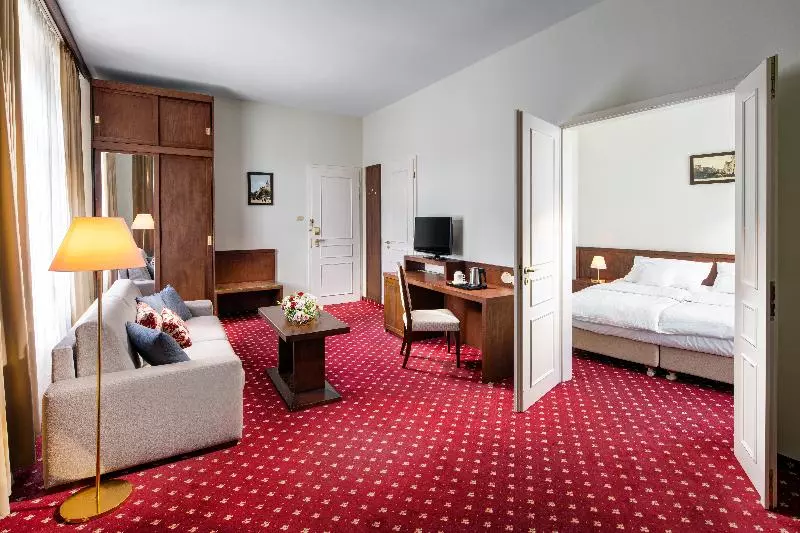 سوییت جونیور, Clarion Grandhotel Zlaty Lev