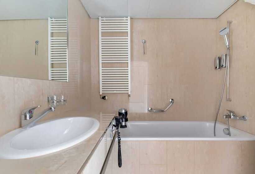 اتاق استاندارد, Cornavin