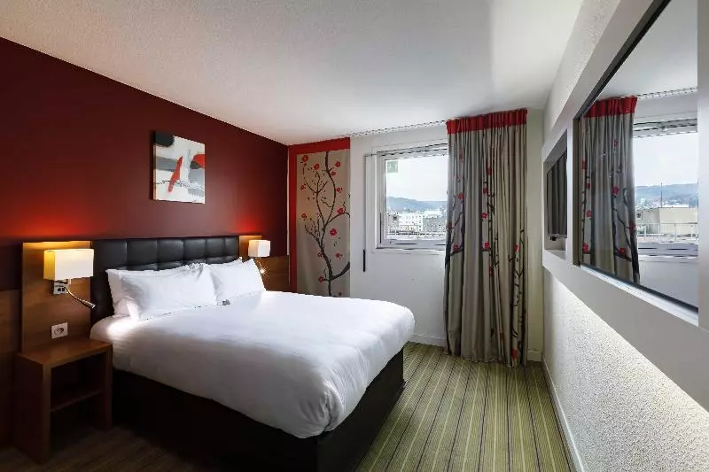 اتاق استاندارد برای معلولان, Holiday Inn Clermont Ferrand Centre, An Ihg