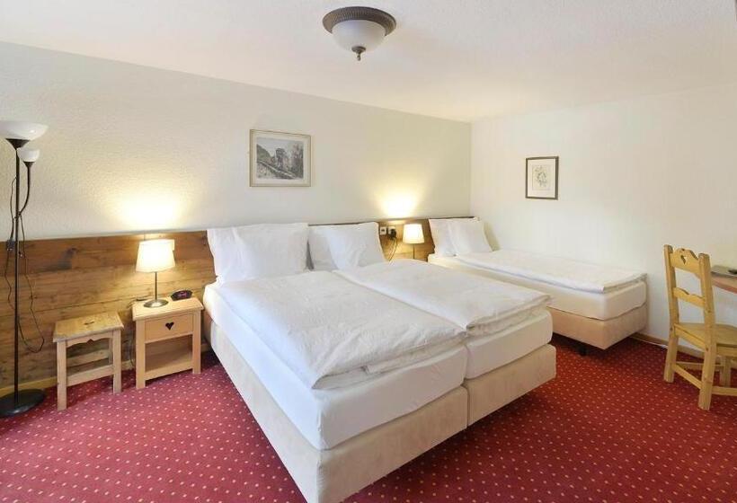 스탠다드 트리플 발코니 룸, Le Chamois